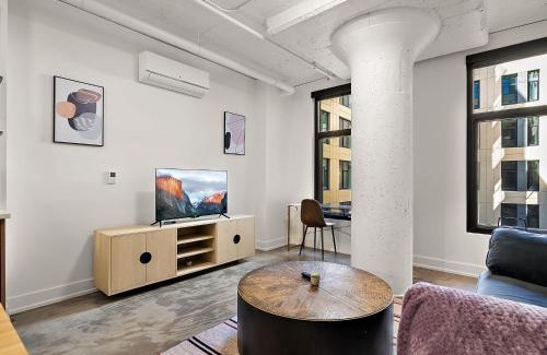 Warehouse District Apartment | CozySuites NLG - Modern 1BR condo #05