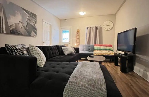 Chatham-Kent House | Cozzy 2 bdrm Casa in Chatham