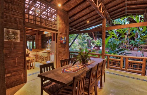 Platanares House | Finca Anjala - Architectural lodge on sustainable