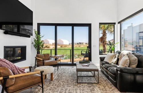 Hurricane House | CR 1582 - Luxurious Golf Haven - Pool & Spa - Stunning View