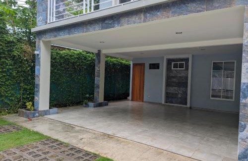 Cahuita House | CR Caribbean Blue House - Modern style 100 WiFi