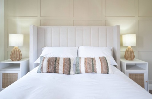 Bembridge House | Crab and Lobster Inn