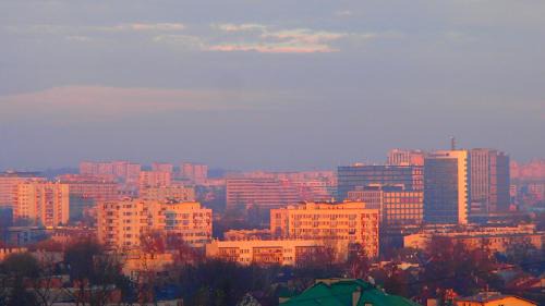 Warszawskie Apartment | Cracovia Panorama East Apartment Vermelo