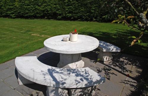 Freshford Bed & Breakfast | Cradog Farmhouse B&B