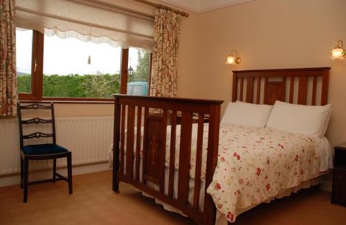 Freshford Bed & Breakfast | Cradog Farmhouse B&B