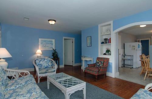 South End House | Craft Upper Unit by Bryant Real Estate
