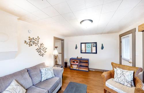 Springfield House | Craftsman Cottage