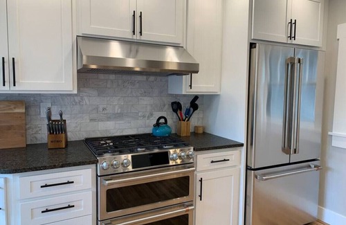 Walla Walla East House | Craftsman on Whitman · Updated Craftsman on Whitman, Close to Everything!