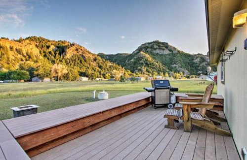 Cascade House | Craig Area Fly Fishing Hot Spot Walk to River!