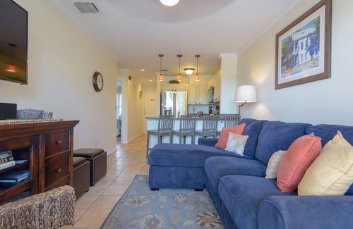 Truman Annex Condo | Craig & Cindy Key West Truman Annex Shipyard Condo with a deck at Mile Marker 0!
