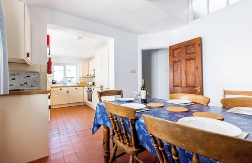 St Brides Cottage | Craig yr Haul, Holiday Cottage Whitesands Bay, Sleeps 8, 5 bedrooms, bathrooms