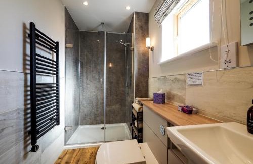 Eyre House | Craigard Chalet
