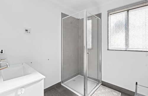 Mansfield Cottage | Craigmont Cottage - Near Lake Eildon