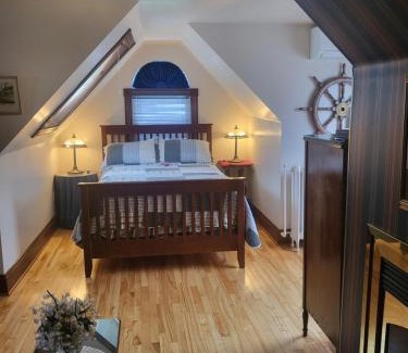 Louisbourg Hotel | Cranberry Cove Inn