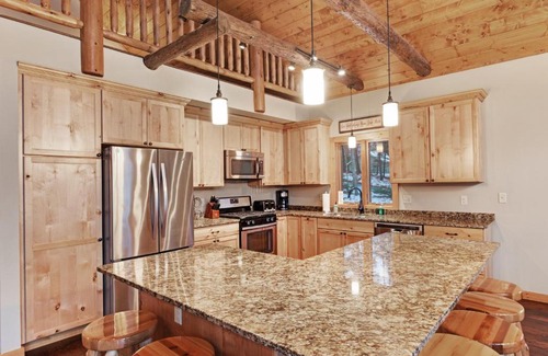 Eagle River House | Cranberry Lake Chalet