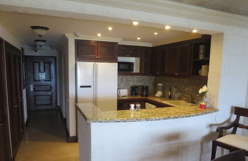 Diamond Valley Condo | Crane Beach - one bedroom with plunge pool - Christmas week available