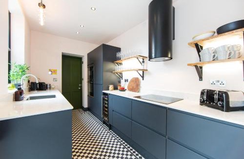 Skipton House | Craven by Casa Del Artista - 4 Bedroom Luxury House - Skipton