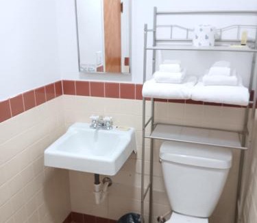 Springfield Hotel | Crawford Motel