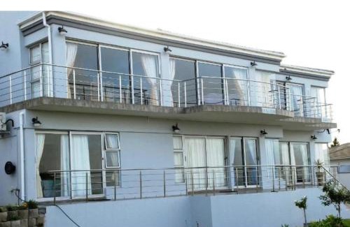 Vredenburg Bed & Breakfast | Crayfish