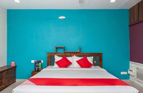Perungudi Hotel | Crazy Homes stay-Kandanchavadi,Chennai