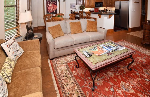 Beaver Creek Condo | CRBC Best location, Ski In/out, Center of BC Village, Walk to Ski School & Shops