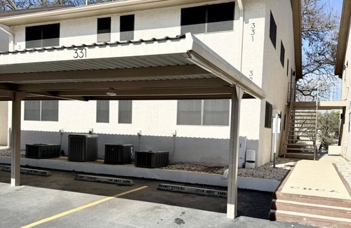 New Braunfels Condo | CRC331*Direct Comal River Access*Walk to Downtown NBTX