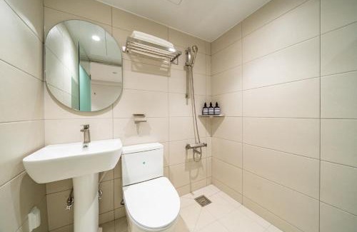 Guri Hotel | Cream Hotel