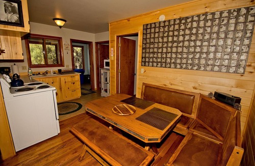 Baca Grande House | Creative Retreat Cabin and Artist Studio with Amazing Views!