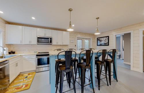 Bernard House | Creek Cottage