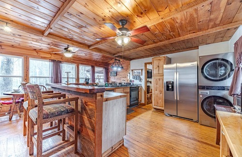 Helen Cabin | Creek & Garden Cottage | 2BR 2BA | Cedar Sauna | Hot Tub | Trout Fishing