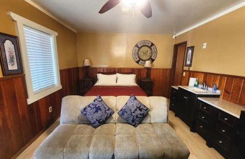 Big Bear Lake Bed & Breakfast | Creek Runner's Lodge