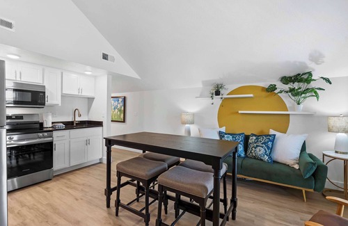 Downtown Branson Condo | Creek View Near the Landing