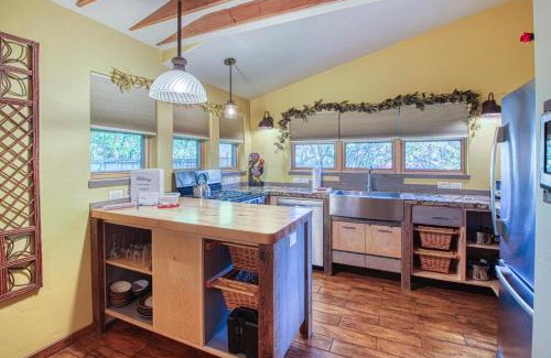 Moab House | Creekside 61 East