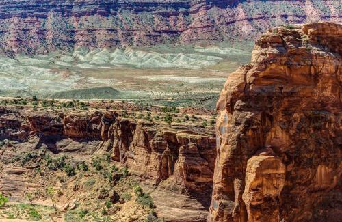 Moab House | Creekside 61 East