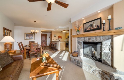 Steamboat Springs Condo | Creekside Base Area Location - Pool and Hot Tubs, Private Washer/Dryer