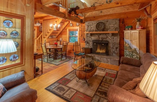 Whittier House | Creekside Bunkhouse