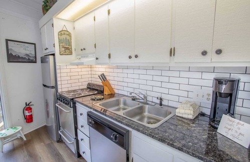 Charter Hills House | Creekside Cottage in the Woods