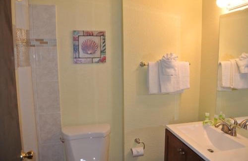 Tavernier Hotel | Creekside Inn Islamorada