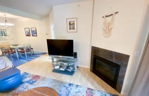 Alyeska Apartment | Creekside Retreat C203