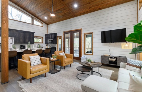 Broken Bow House | Creekside Serenity - a slice of wooded paradise