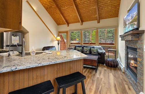 Fall River Estates Condo | Creekside Suite 11 (NO HT)