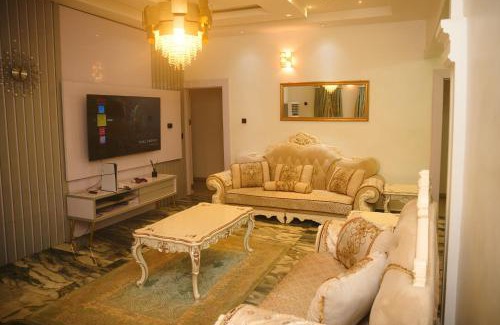 Benin City Apartment | Cremyark Homes