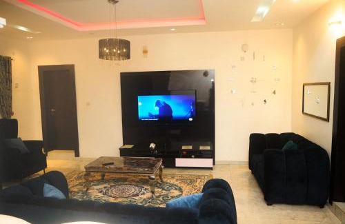 Benin City Apartment | Cremyark Homes