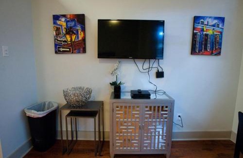 Iberville Apartment | Creole Nest
