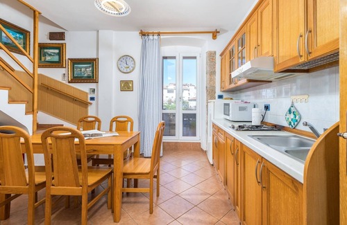 Cres Apartment | Cres - The Happy Island - Lungomare Varazdin