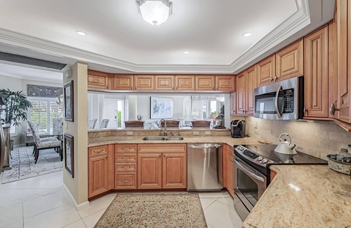 Pelican Bay Condo | Crescent at Pelican Bay
