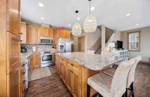 Quincy House | Crescent Bar 4/BD 3/BA House! Close to Gorge Concerts, Wine Tasting & River!