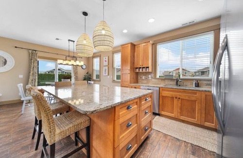 Quincy House | Crescent Bar 4/BD 3/BA House! Close to Gorge Concerts, Wine Tasting & River!