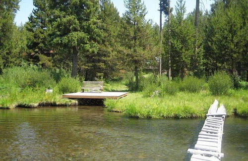 Crescent Cabin | Crescent Lake Cabin on Crescent Creek: Secluded, Dog-Friendly, 3.5 Acres