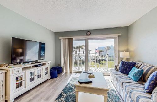 Crescent Beach Apartment | Crescent Sandpiper
